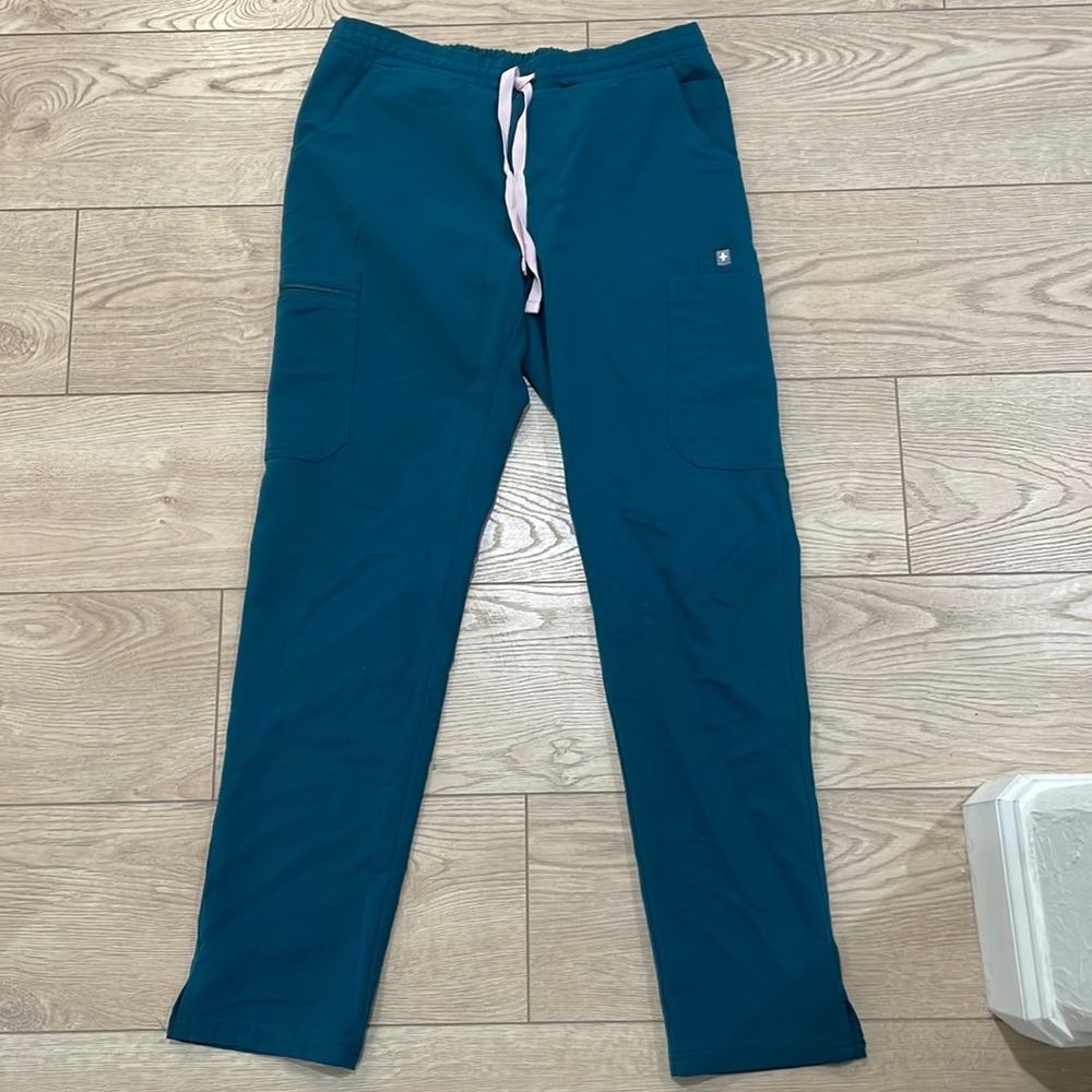 Figs scrub pants